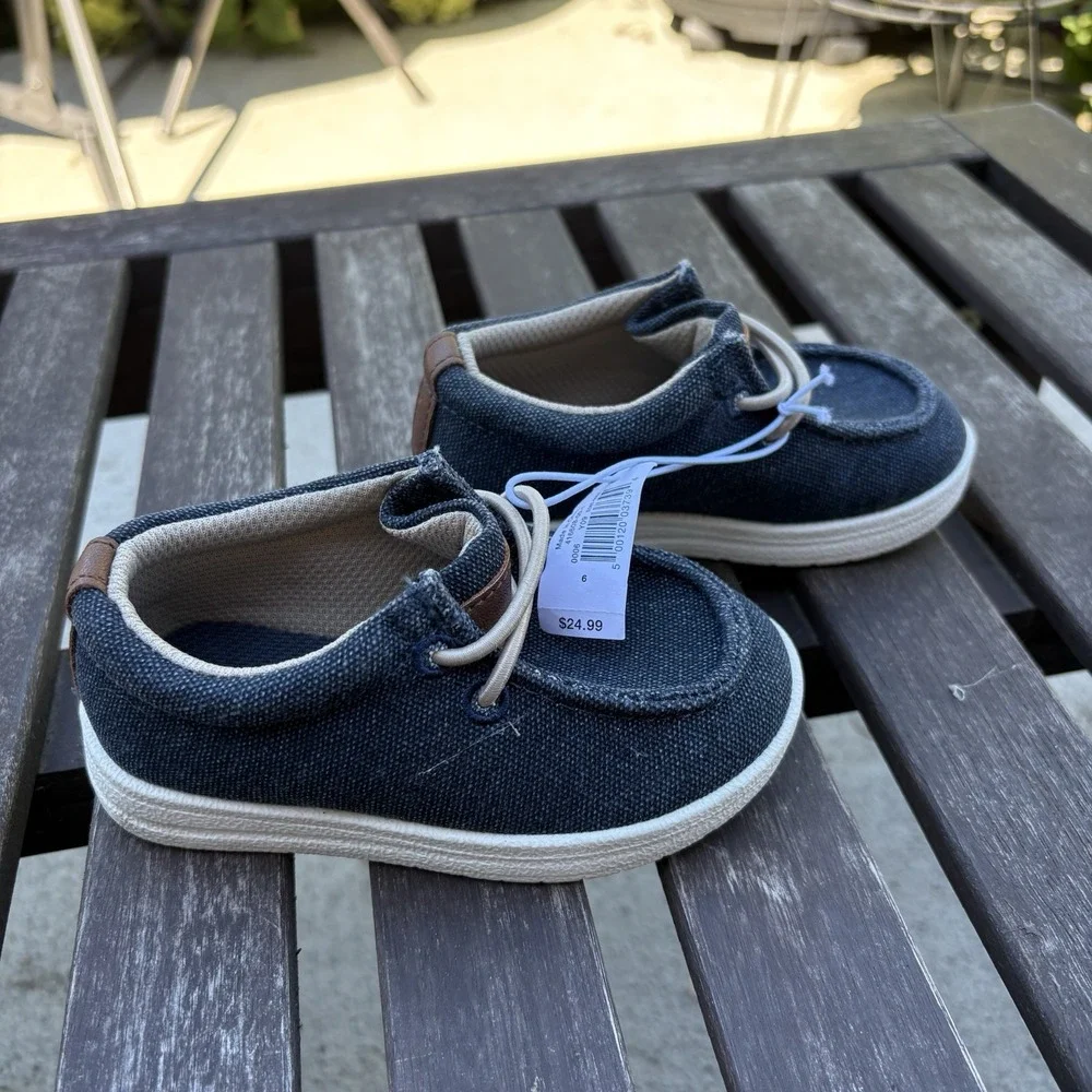 NWOB Old Navy Kids 6 Blue Loafer Shoes Preppy Canvas 416608-00-1